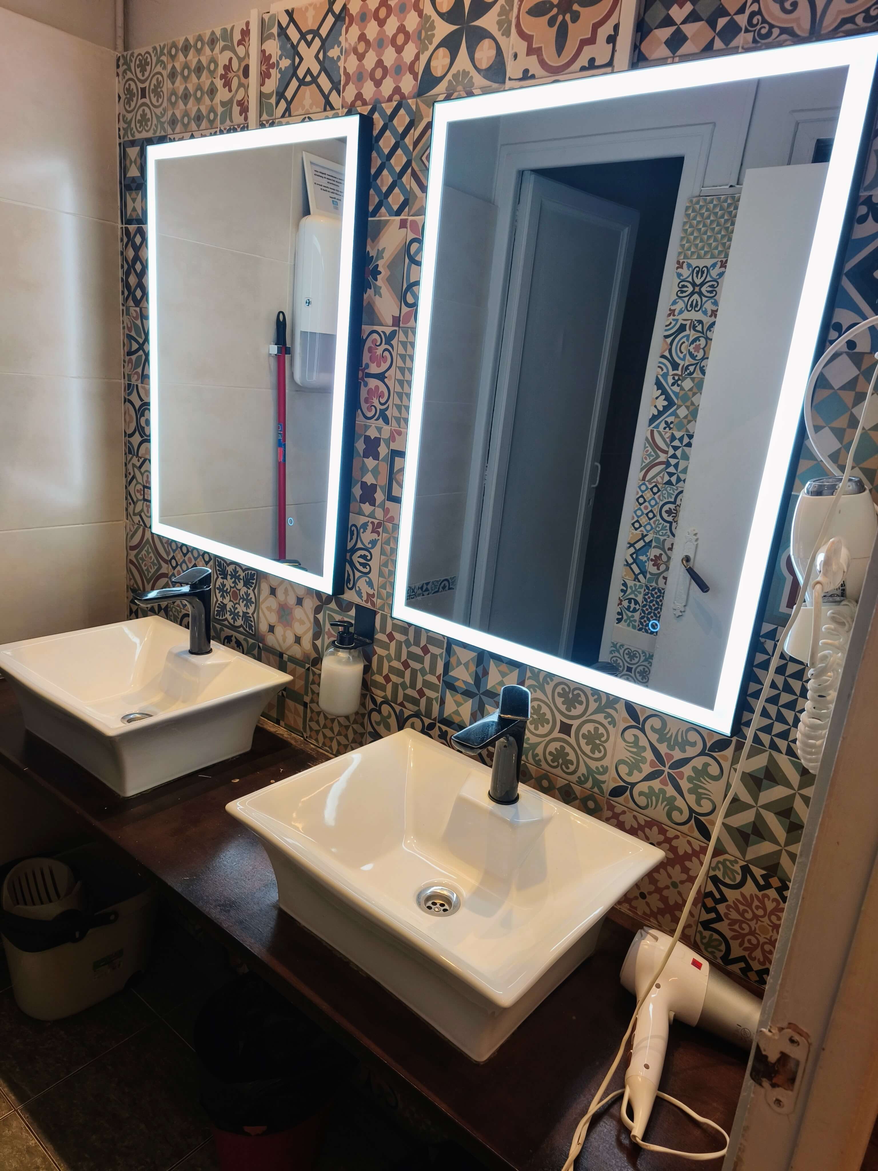 Clean modern bathroom facilities in Barcelona female hostel
